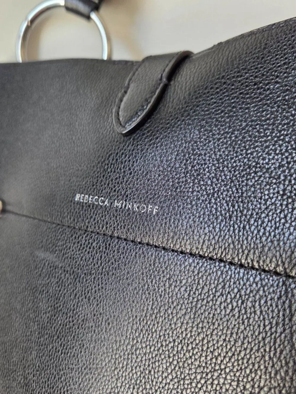 EUC LIKE NEW REBECCA MINKOFF BLACK GENUINE LEATHER MEDIUM BUCKET STYLE BAG